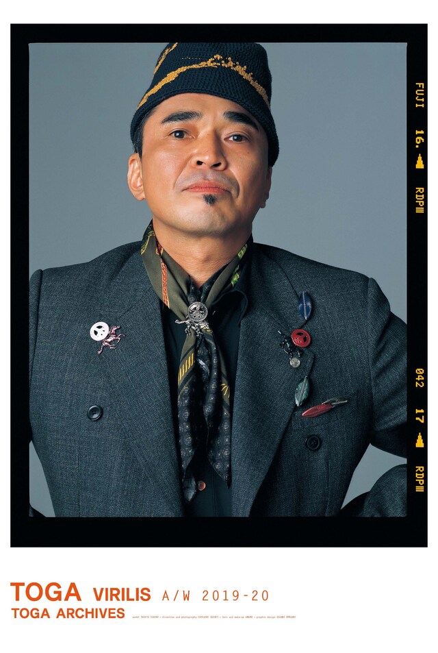 石野卓球が起用された「TOGA VIRILIS」イメージビジュアル。