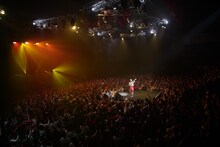 「眉村ちあき 3rdワンマンライブ～東京湾へダイビング！～」の様子。