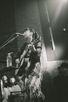 竹内アンナ（Photo by Satoshi Imaura）