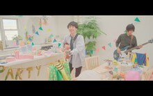 the quiet room「パレードは終わりさ」ミュージックビデオのワンシーン。