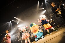 「ヤバイTシャツ屋さん “Tank-top Festival in JAPAN” TOUR 2019 in サンリオピューロランド」の様子。（Photo by Oike Kaori）(c)2019 SANRIO CO., LTD.