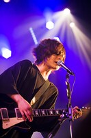 こやまたくや（G, Vo）（Photo by Oike Kaori）(c)2019 SANRIO CO., LTD.