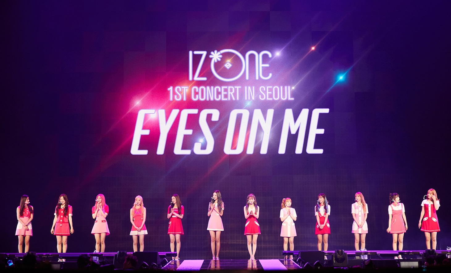 「IZ*ONE 1st Concert『Eyes On Me』inソウル」の様子。 (c)OFF THE RECORD