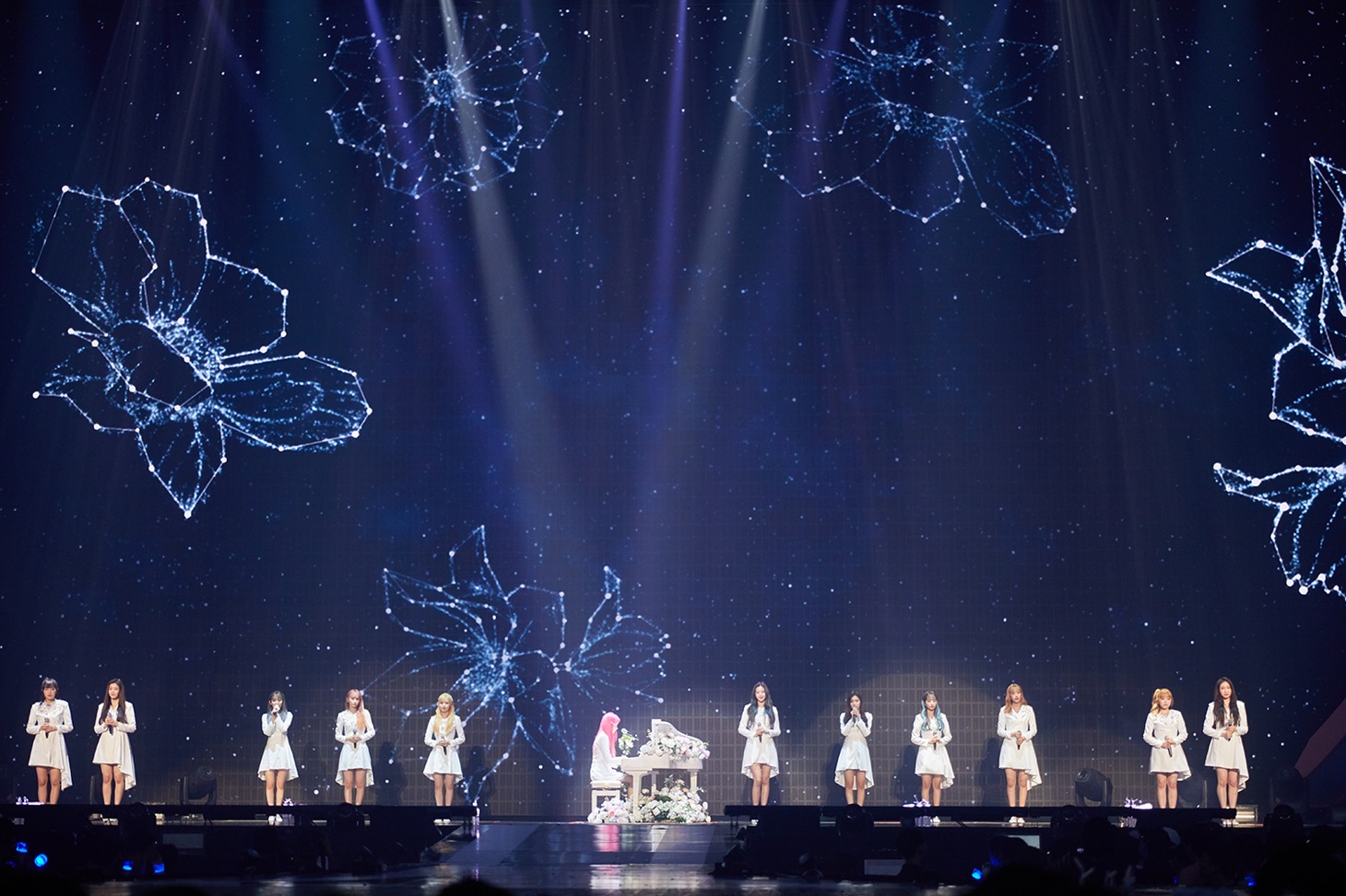 「IZ*ONE 1st Concert『Eyes On Me』inソウル」の様子。 (c)OFF THE RECORD