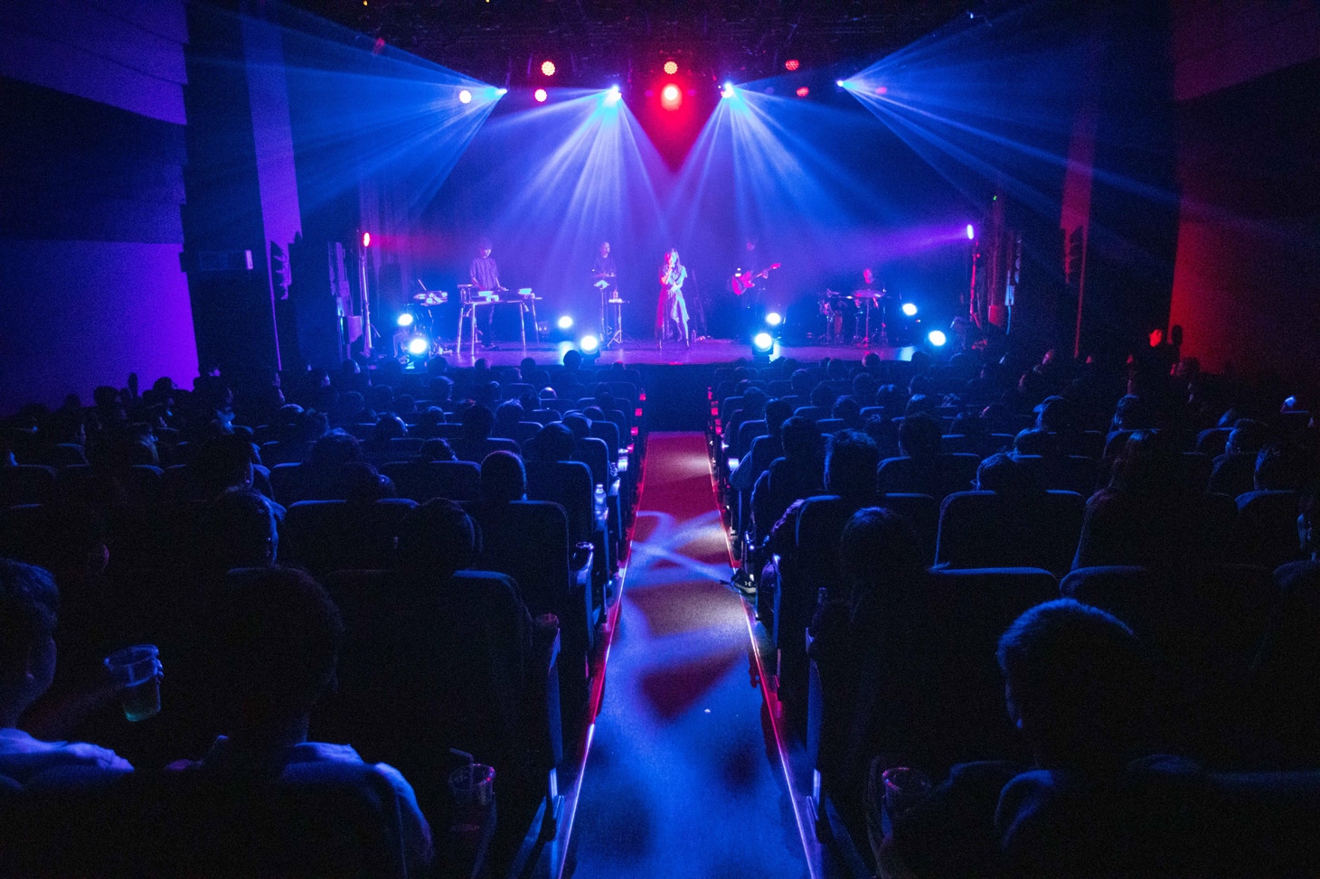milet「SPECIAL SHOW CASE Vol.2 @ Mt.RAINIER HALL SHIBUYA PLEASURE PLEASURE」の様子。