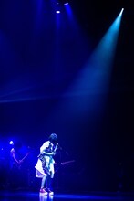 三月のパンタシア「ガールズブルー・ハッピーサッド」の様子。（撮影：則常智宏）