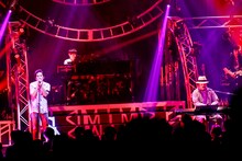 スキマスイッチと澤野弘之。（Photo by Viola Kam [V'z Twinkle]）