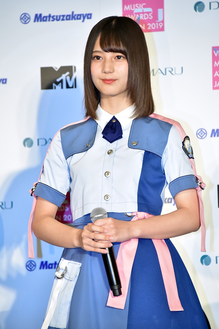 小坂菜緒