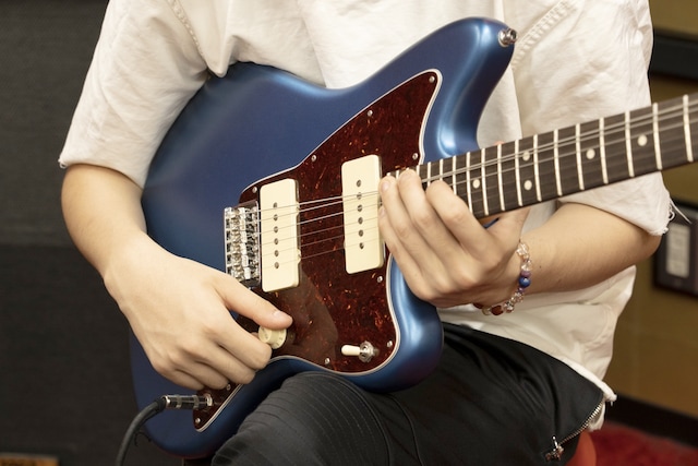 FENDER American Performer Jazzmaster