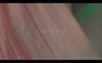 sumika「Traveling」ミュージックビデオのワンシーン。