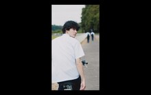 スキマスイッチ「青春」ミュージックビデオのワンシーン。