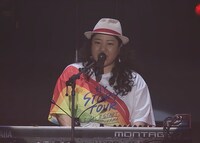 仲宗根泉（Key, Vo）