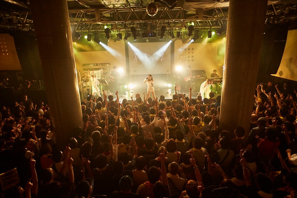 「J☆Dee'Z 10th anniversary party!!!」の様子。（撮影：鳥居洋介）