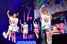 「天晴れ！原宿全国ツアー 2019」東京・Zepp DiverCity TOKYO公演の様子。