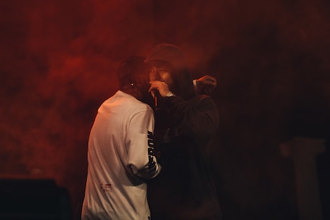 ANARCHYとT-Pablow。(Photo by cherry chill will.)