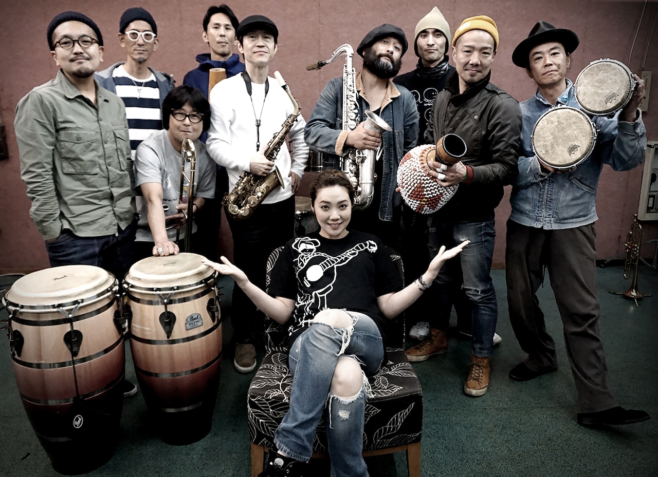 なかの綾とCENTRAL、逗子を舞台にした「ハナキン」MV