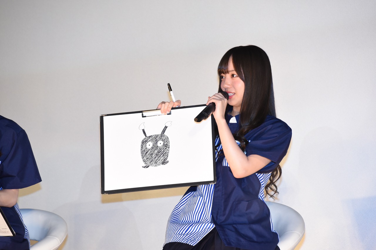 「ミルリル」を描いた齊藤京子。