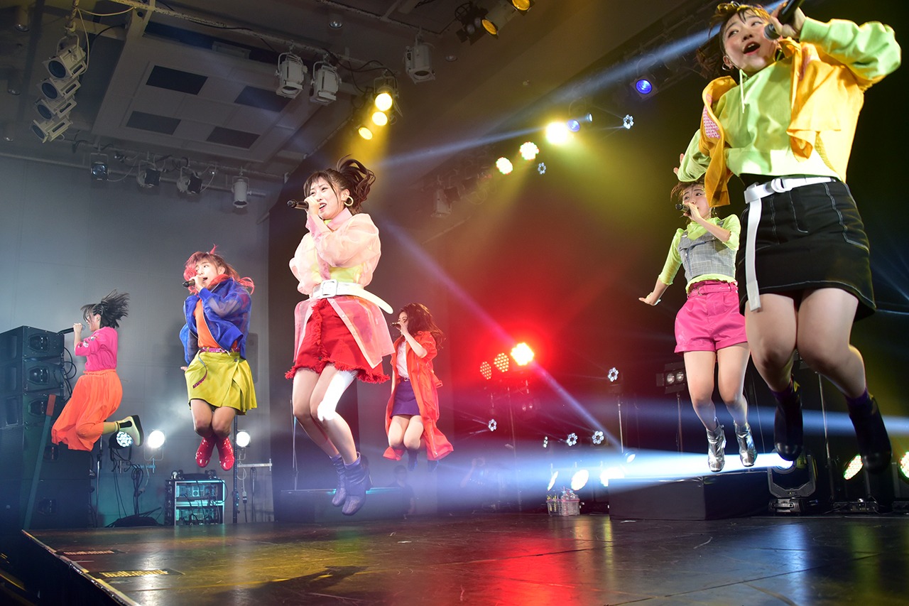 「はちみつロケット新体制ファーストライブ SEASON2スタート！」の様子。