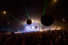 [ALEXANDROS]「Sleepless in Japan Tour」埼玉・さいたまスーパーアリーナ公演の様子。（撮影：河本悠貴）