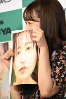 お気に入りのページを開く斉藤優里（乃木坂46）。