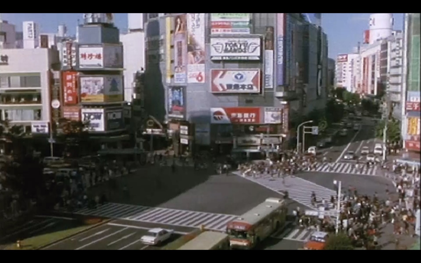 「Red Bull presents Playing It Old School」のワンシーン。