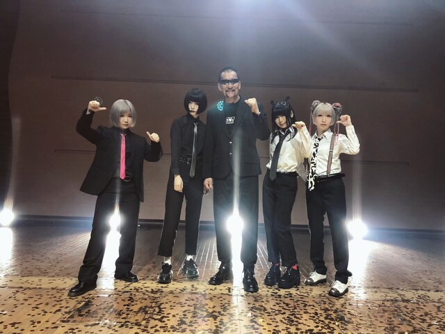 ゆるめるモ！と蝶野正洋。