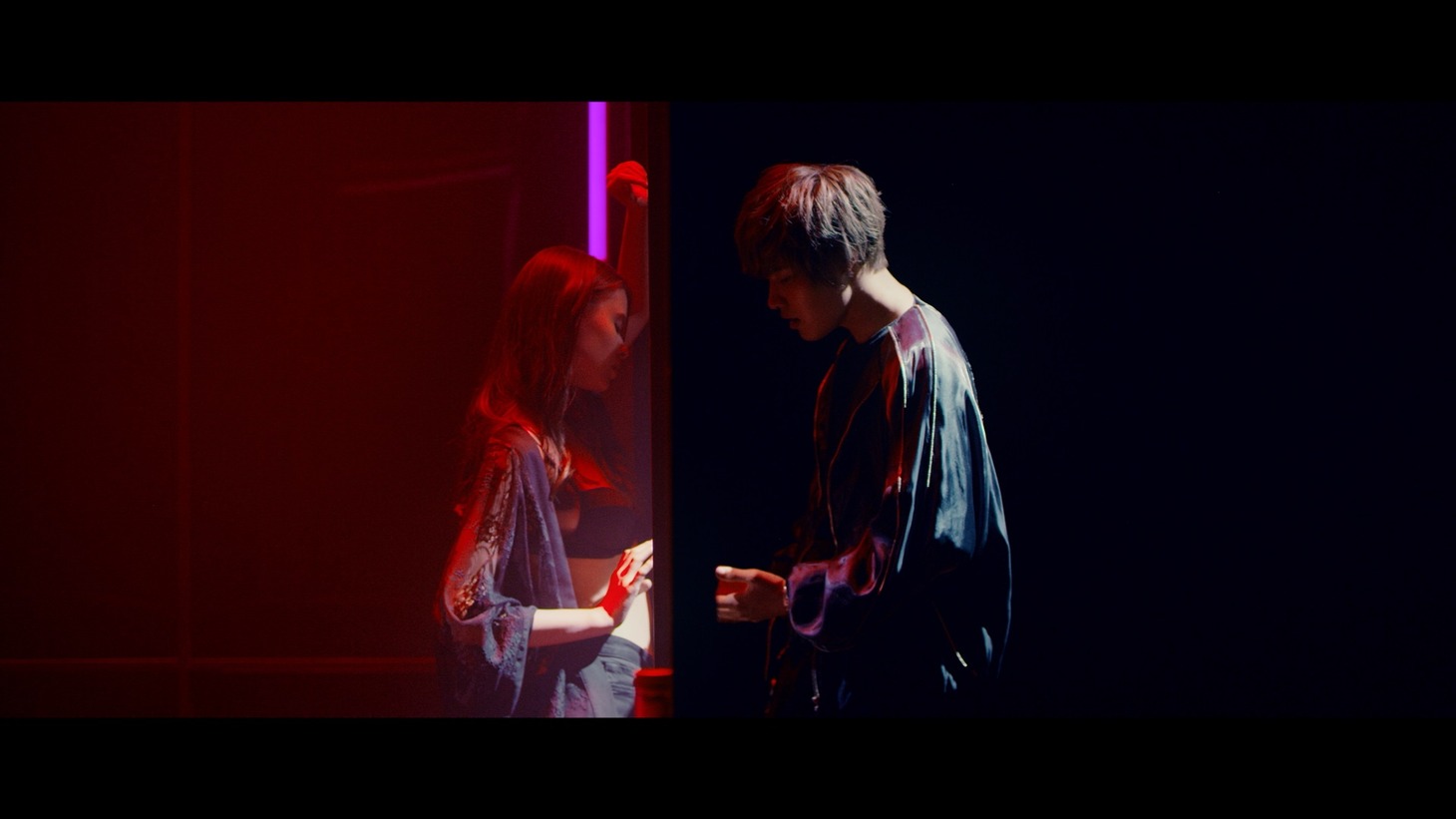 川口レイジ「Like I do」ミュージックビデオのワンシーン。