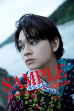 北村匠海1st写真集（タイトル未定）スターダストショッパーズ限定版特典ポストカードのサンプル。