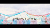 日向坂46｢キツネ｣ミュージックビデオのワンシーン。