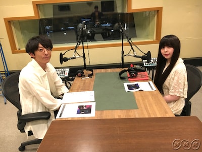 左から高橋一生、南波志帆。（写真提供：NHK）