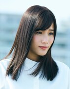 秋山ゆずき演じる水村かけみ。(c)「びしょ濡れ探偵 水野羽衣」製作委員会