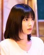 松田るか演じる杉浦美香子。(c)「びしょ濡れ探偵 水野羽衣」製作委員会