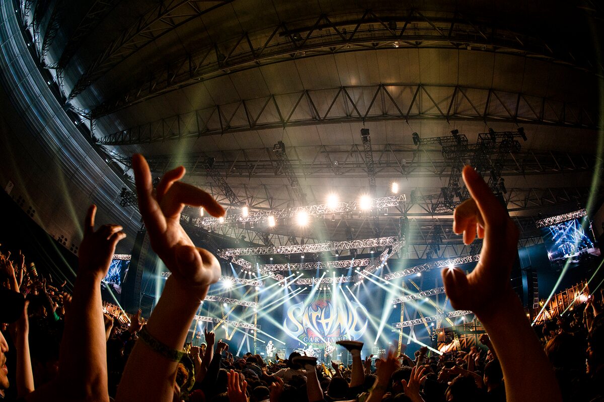 Pizza Of Death主催フェス Satanic Carnival 2日間で38組が熱演 ライブレポート 写真267枚 音楽ナタリー