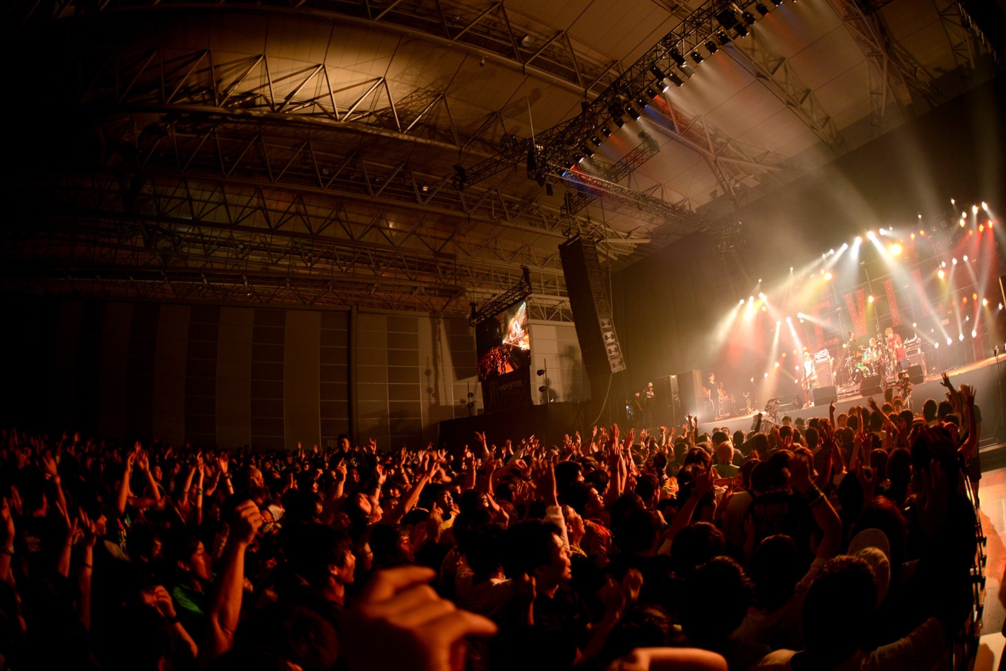 HOTSQUALL（Photo by Yasumasa Handa［showcase］）
