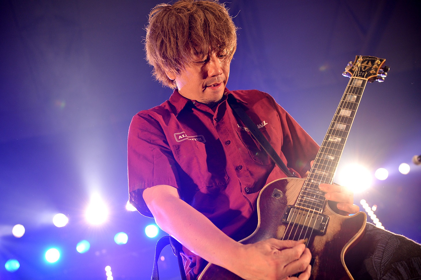 チフネシンゴ（G, Vo / HOTSQUALL）（Photo by Yasumasa Handa［showcase］）