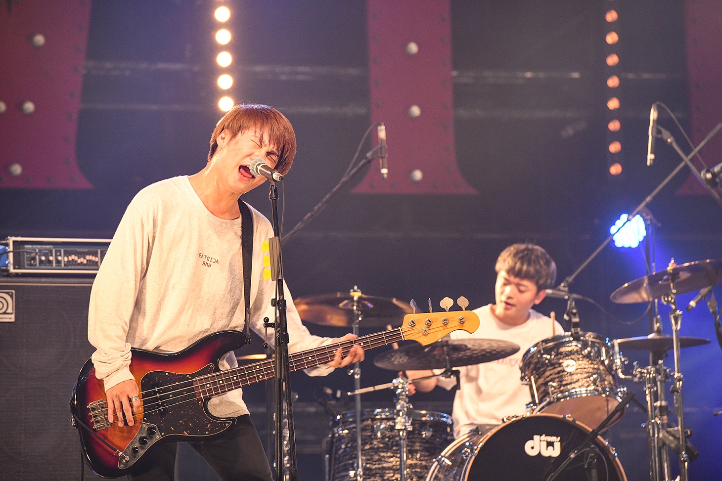 内田優貴（B / Track's）（Photo by Teppei Kishida）
