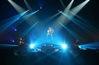 NOISEMAKER（撮影：中河原理英）