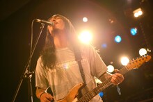 Yu-ki Miyamoto（G, Cho / COUNTRY YARD）（Photo by Yasumasa Handa［showcase］）