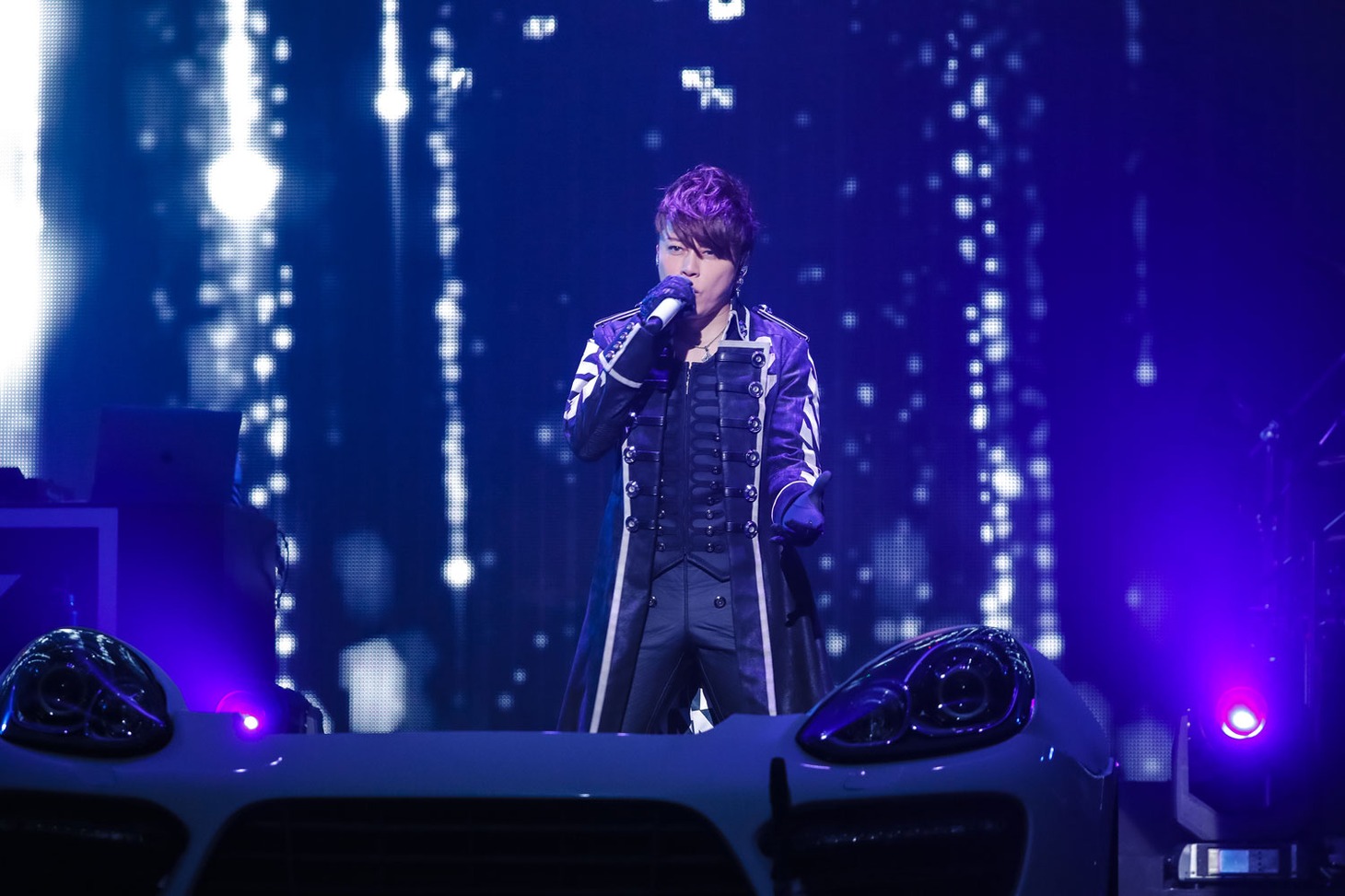 西川貴教「Takanori Nishikawa LIVE TOUR 001［SINGularity］」Zepp Tokyo公演の様子。（Photo by CHIE KATO［CAPS］)　