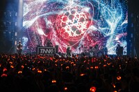 西川貴教「Takanori Nishikawa LIVE TOUR 001［SINGularity］」Zepp Tokyo公演の様子。（Photo by CHIE KATO［CAPS］)　