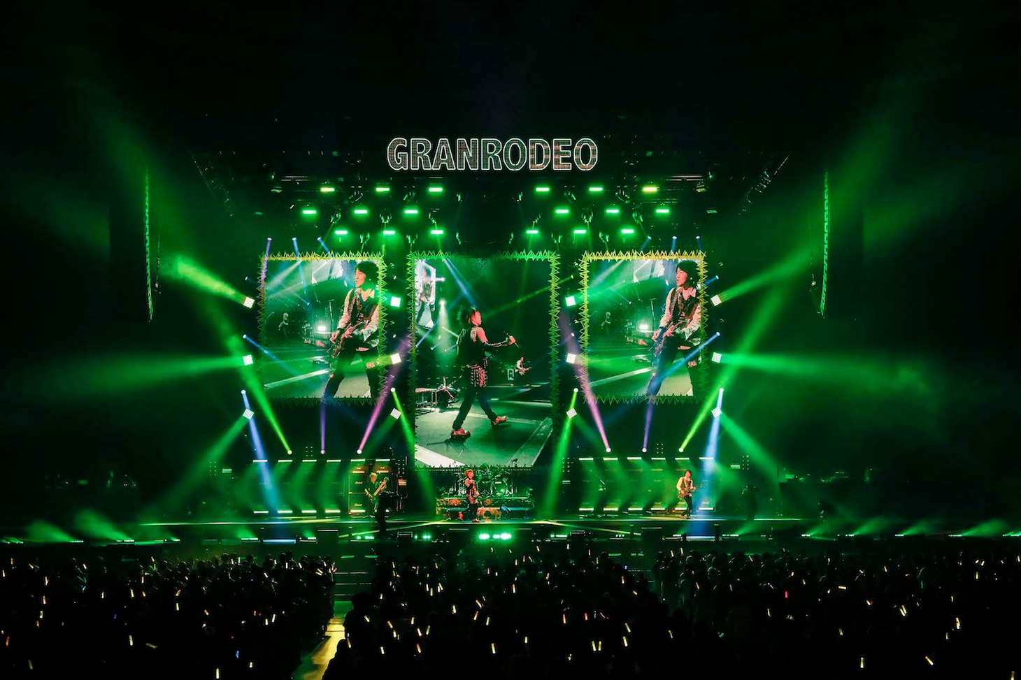 「GRANRODEO LIVE 2018 G13 ROCK☆SHOW」の様子。
