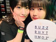 左から横山玲奈（モーニング娘。'19）、羽賀朱音（モーニング娘。'19）。