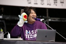 岡崎体育（撮影：中島たくみ）