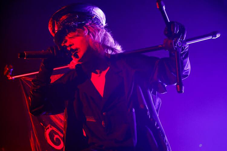 もう怖いものはない」HYDE、“ホーム”Zepp Tokyoで開幕した白熱の 