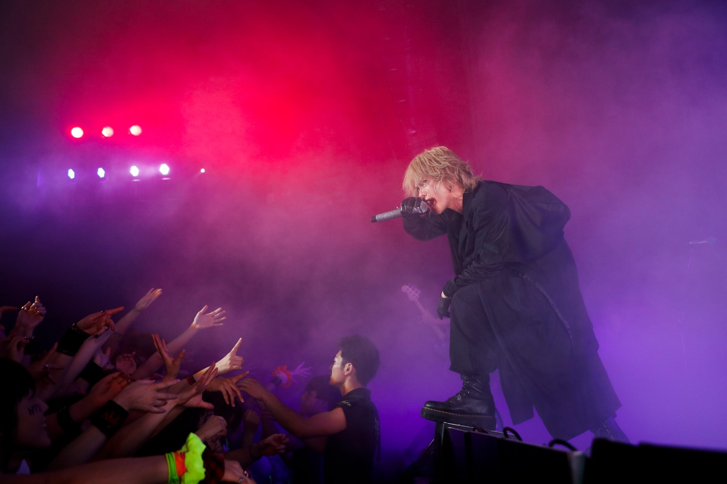 HYDE「HYDE LIVE 2019」初日公演の様子。（撮影：田中和子）