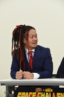 マキシマムザ亮君（歌と6弦と弟）