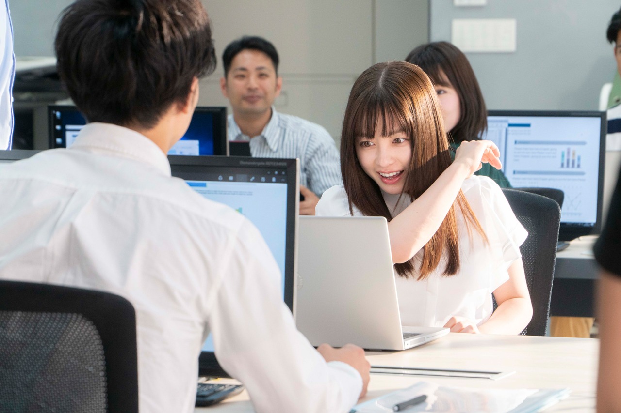 「スプライト」新CM「スプライト 瞬間ダイブ」編メイキングカット。