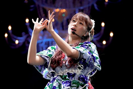 佐々木彩夏（撮影：上飯坂一、小境勝巳）