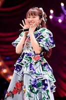 佐々木彩夏（撮影：上飯坂一、小境勝巳）