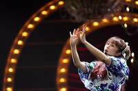 佐々木彩夏（撮影：上飯坂一、小境勝巳）